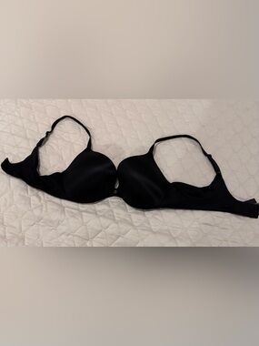 Black push-up bra in a 36C, no padding